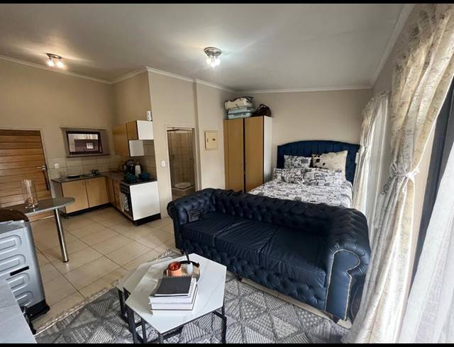 1 BEDROOM APARTMENT FOR SALE IN BRAAMFONTEIN WERF